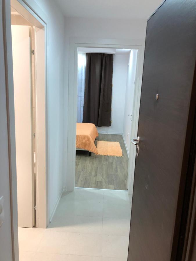 Dora High Life - North Appartement Stefanestii de Jos Buitenkant foto